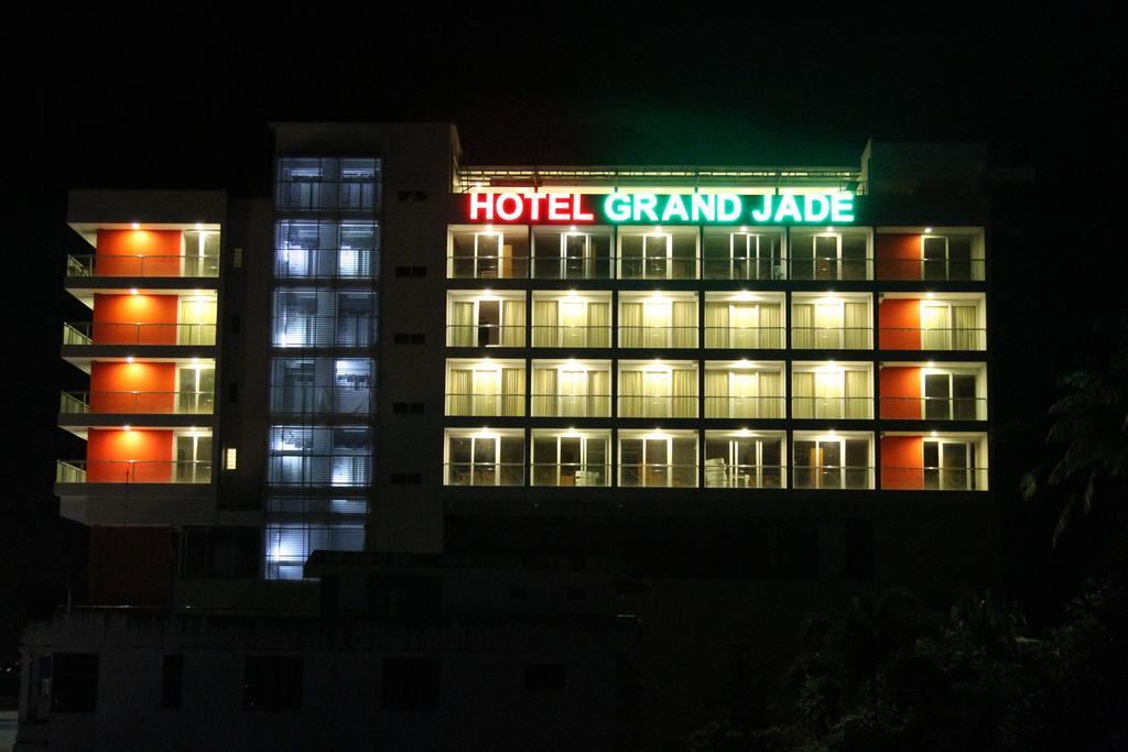 Grand Jade Hostel Myeik Exterior foto